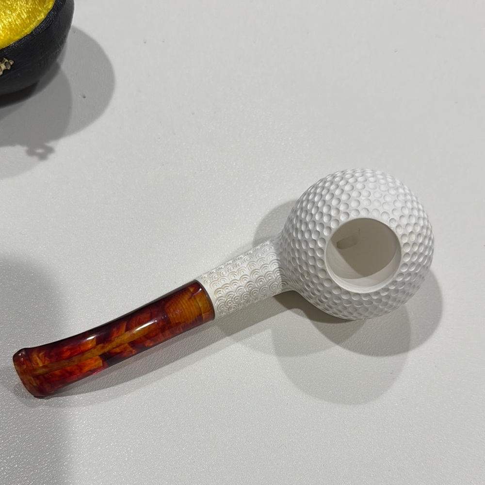 Deluxe Golf Ball Style Meerschaum
Pipe